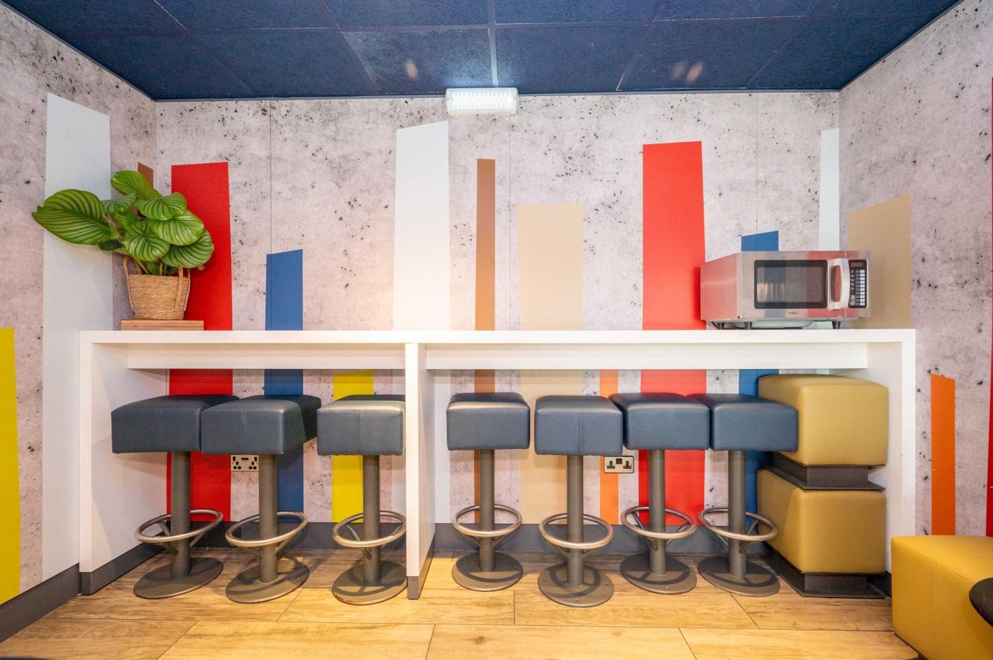 Ibis Budget London Barking Barking  Exteriör bild