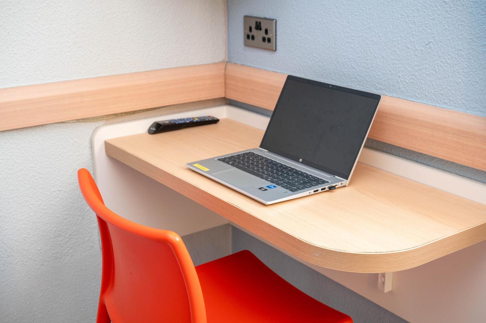 Ibis Budget London Barking Barking  Exteriör bild